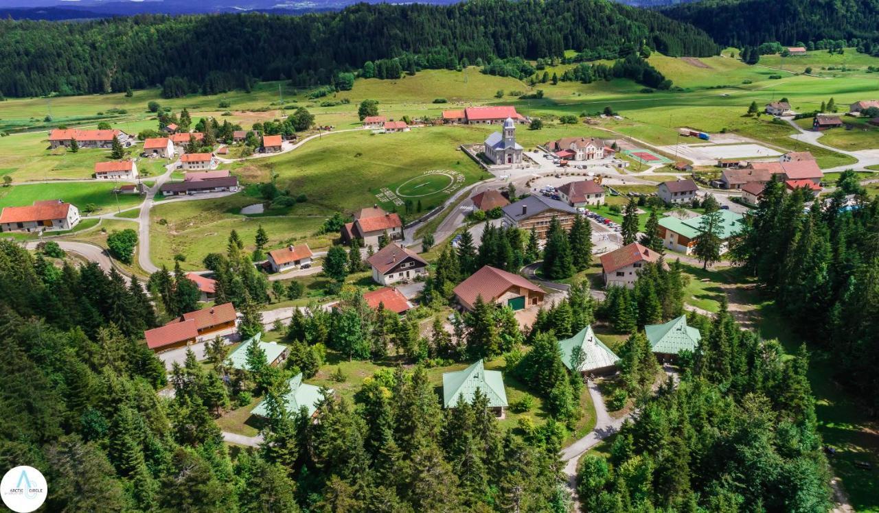 Appartamento Les Loges du Jura 4 étoiles Nanchez Esterno foto